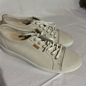 Ecco Women's Cream Athletic Shoes